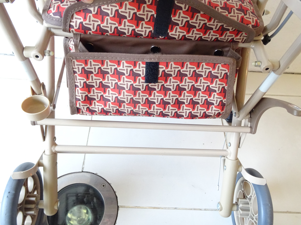 介護用品　販売