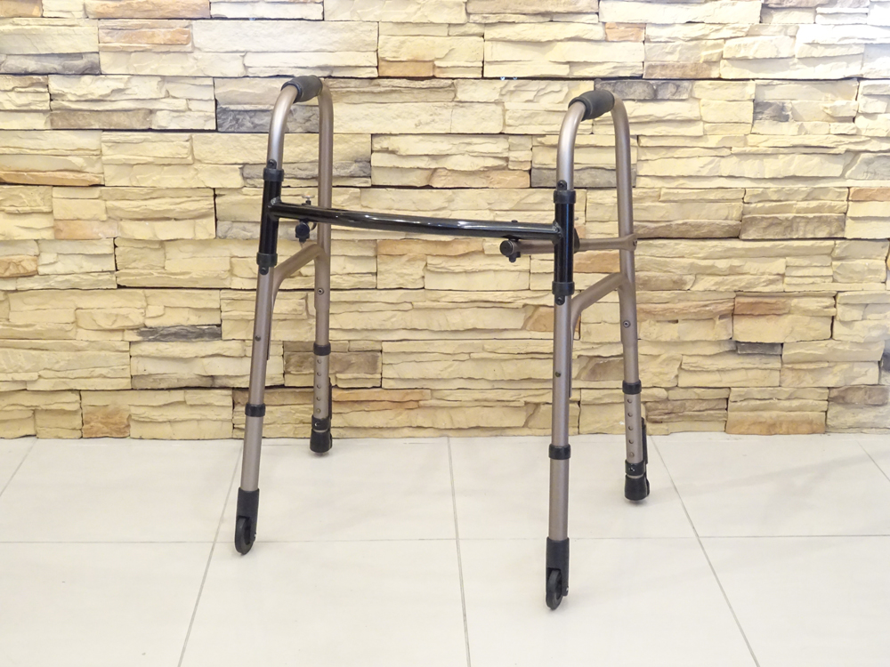 介護用品　中古販売