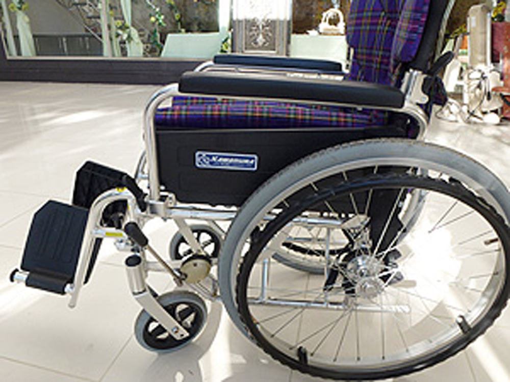 カワムラ KAJ302SB 車椅子 - 看護/介護用品