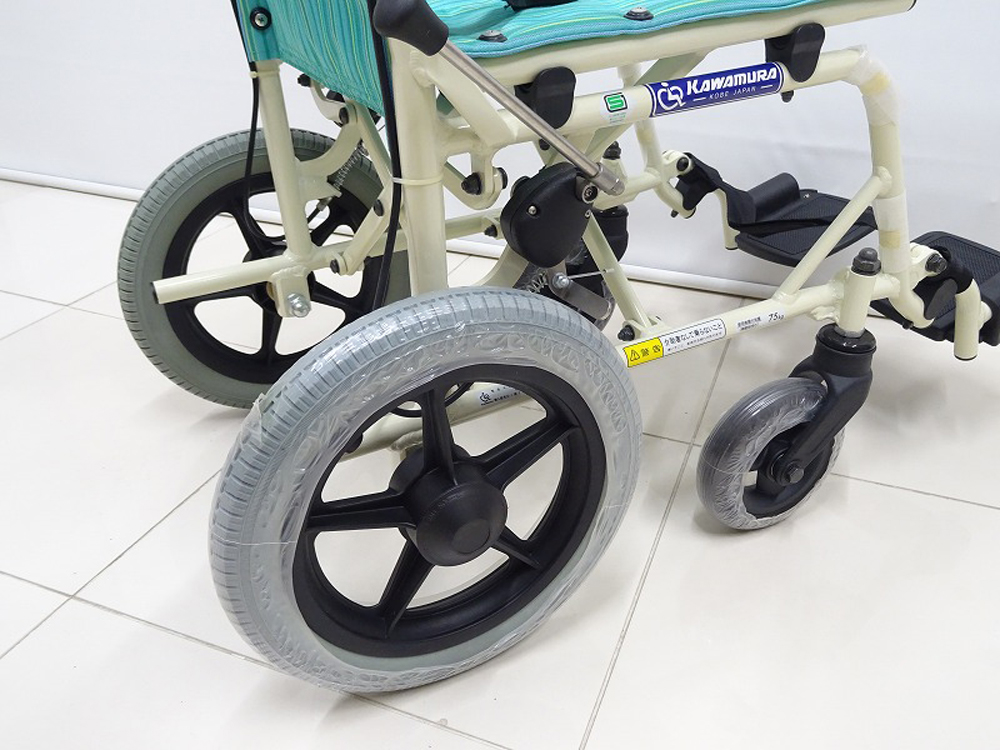 介護用品　車椅子