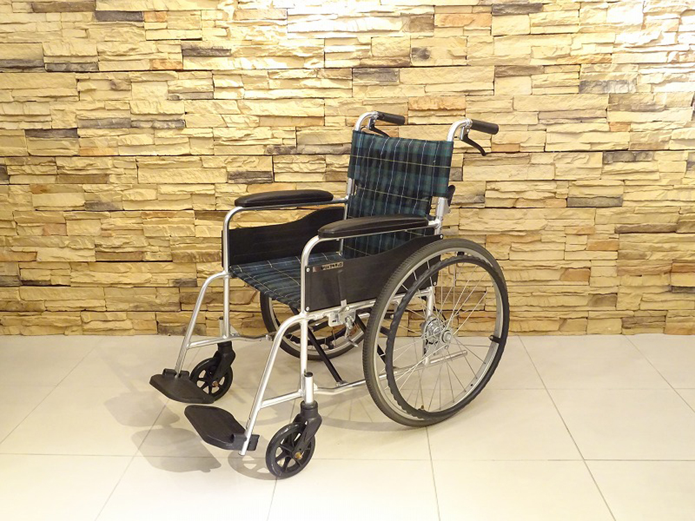 介護用品　車椅子