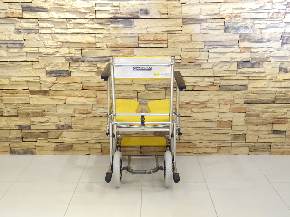 介護用品　車椅子