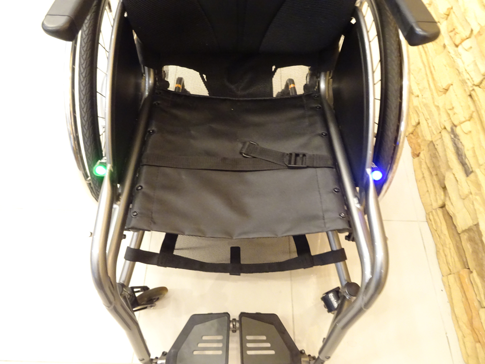 介護用品　車椅子