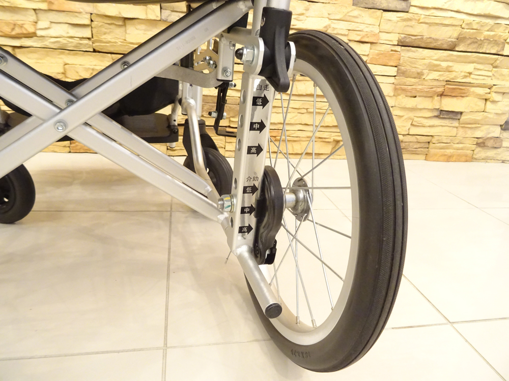 介護用品　車椅子