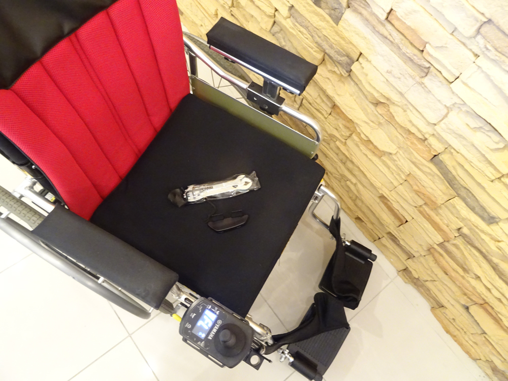 介護用品　車椅子