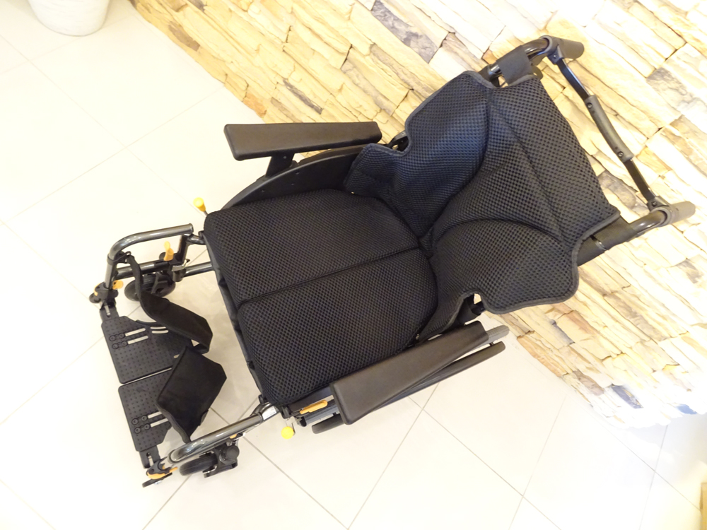 介護用品 車椅子