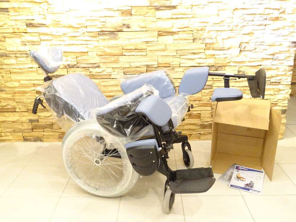 介護用品 車椅子